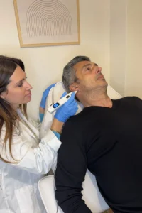 La méthode au laser auriculaire